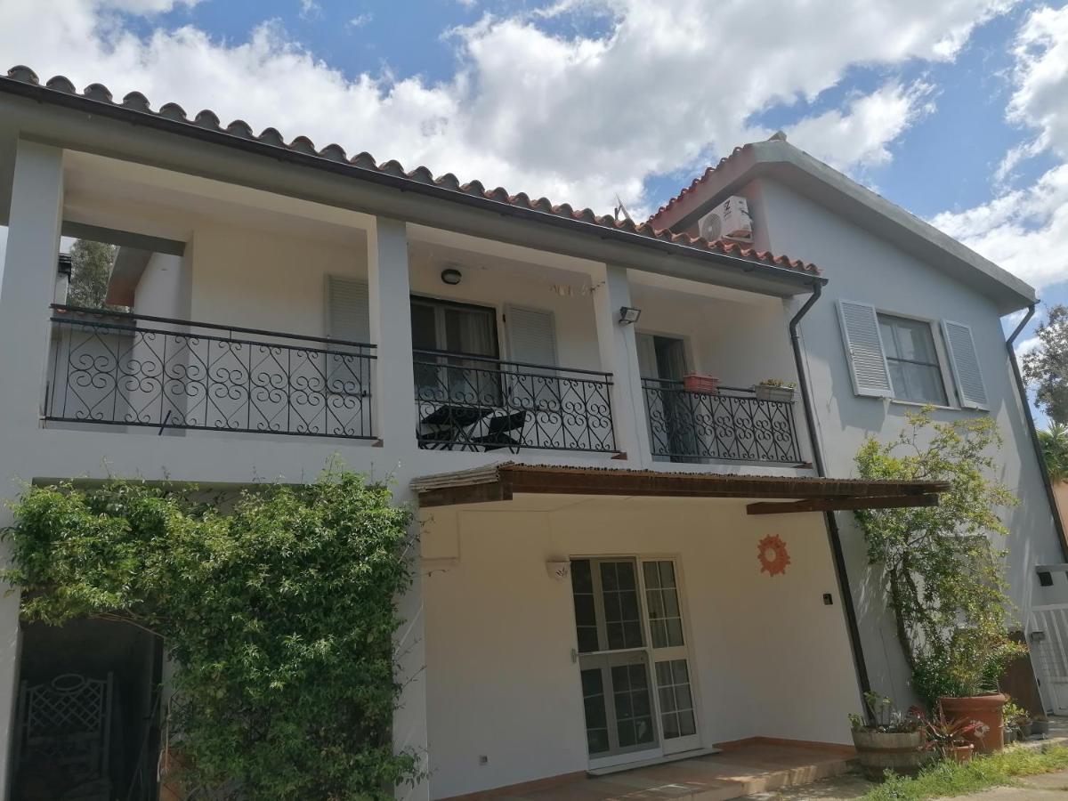 Casa Jack Apartman Chia Kültér fotó